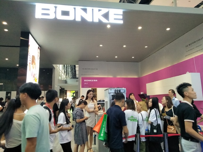 轻奢领衔，实力硬核|邦克不锈钢全屋定制2019广州建博会完满收官！