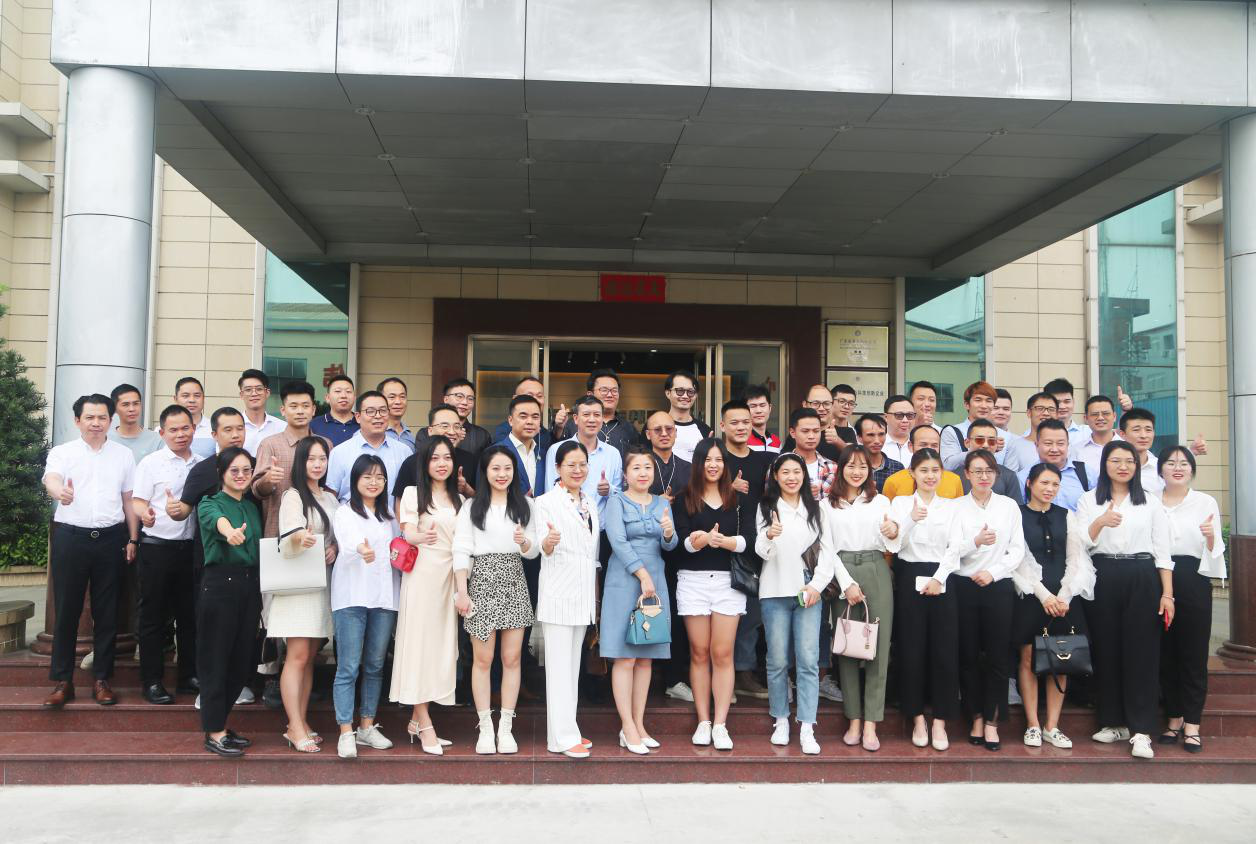 邦克高端设计师品鉴论坛，产能+设计双向发力领未来